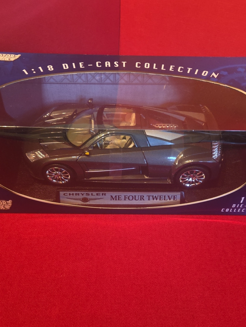 1/18 Scale Chrysler ME Four Twelve by Motor Max